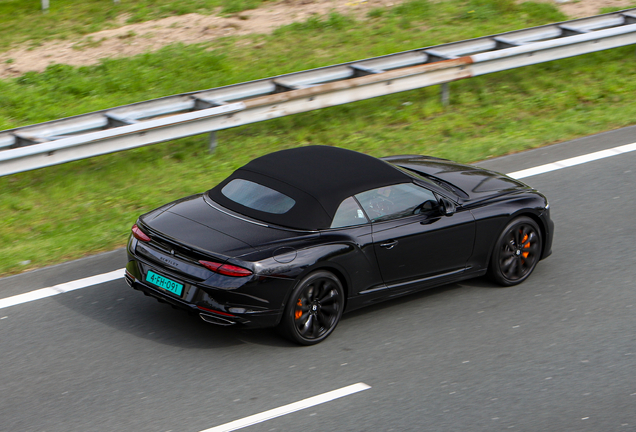 Bentley Continental GTC 2025