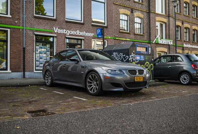 BMW M5 E60 2007