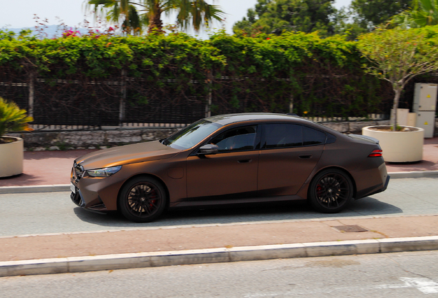BMW M5 G90
