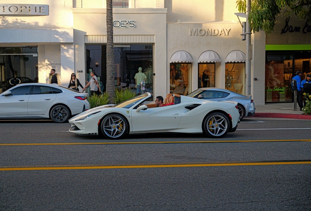 Ferrari F8 Spider