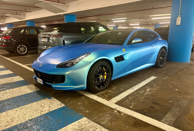 Ferrari GTC4Lusso