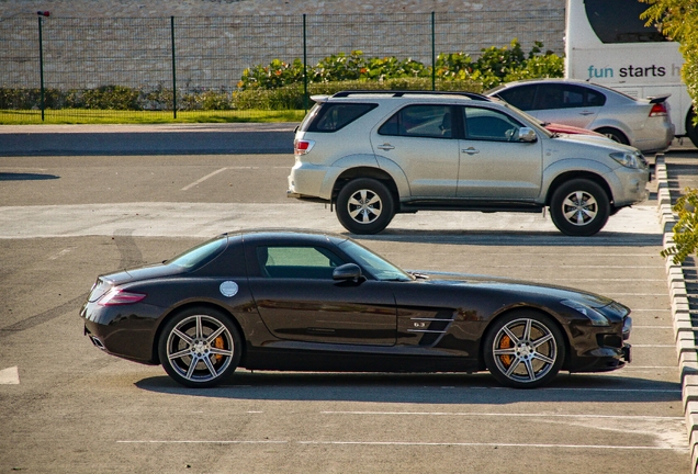 Mercedes-Benz SLS AMG