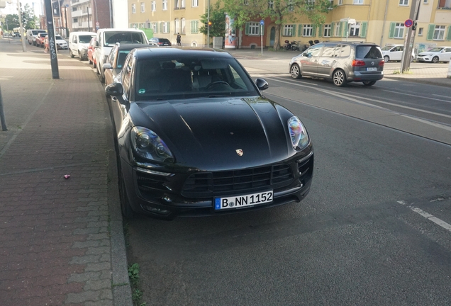 Porsche 95B Macan GTS MkII
