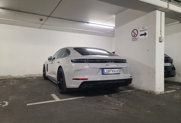 Porsche 972 Panamera GTS MkI