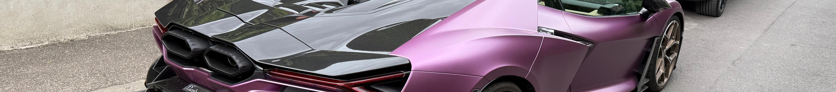 Lamborghini Revuelto