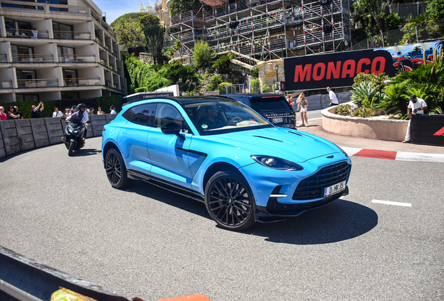 Aston Martin DBX707