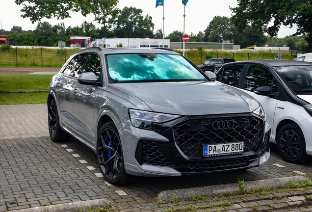 Audi RS Q8 2024