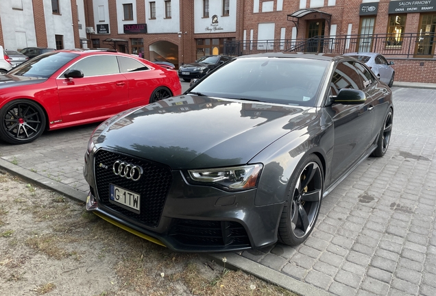 Audi RS5 B8 2012