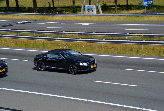 Bentley Continental GTC V8