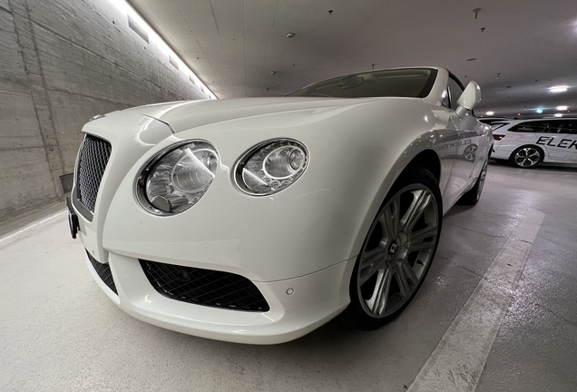 Bentley Continental GTC V8