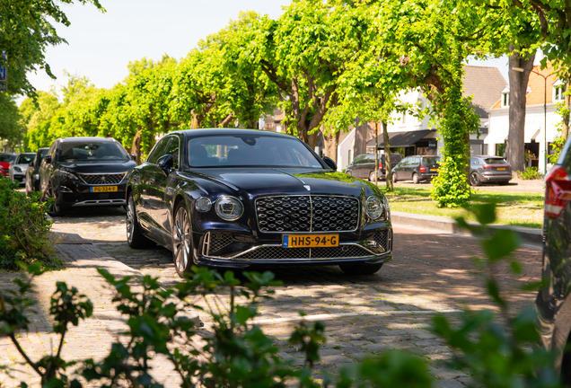 Bentley Flying Spur Mulliner 2025
