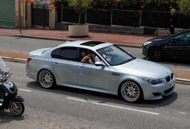 BMW M5 E60 2005