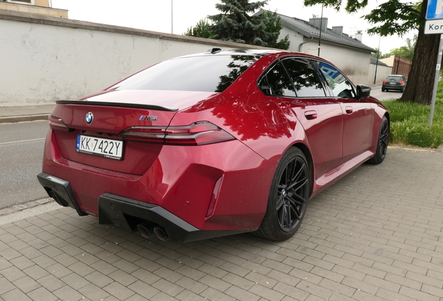BMW M5 G90