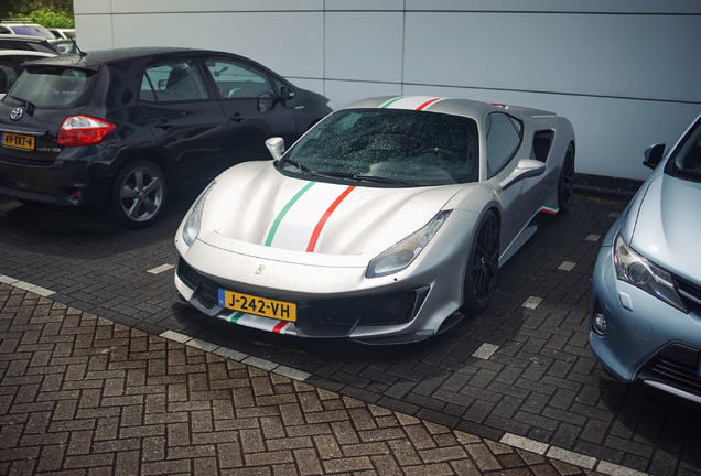 Ferrari 488 Pista