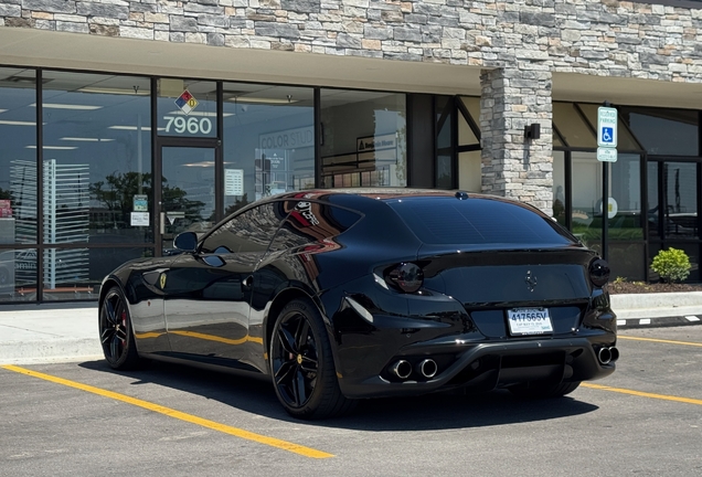 Ferrari FF