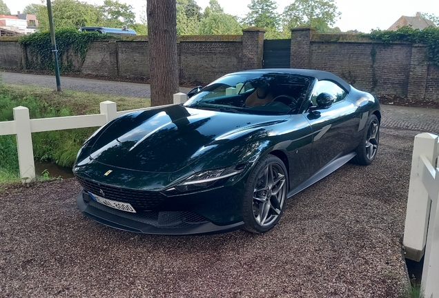 Ferrari Roma Spider