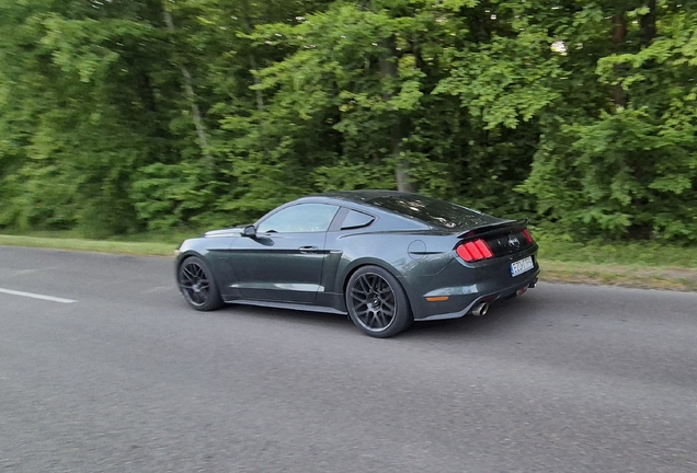 Ford Mustang GT 2015