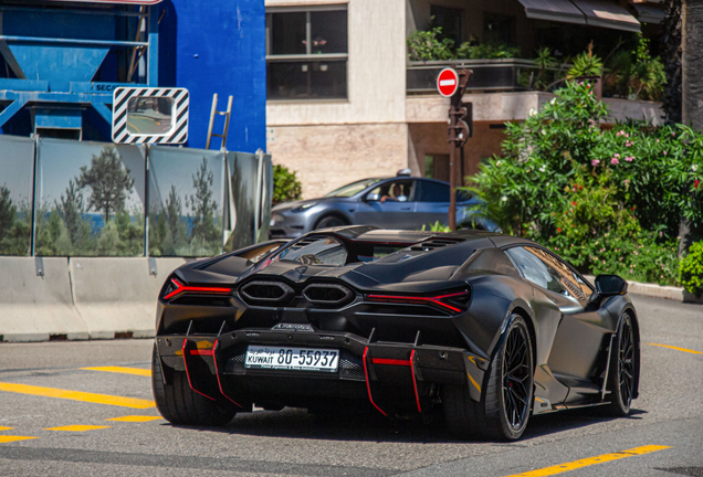 Lamborghini Revuelto