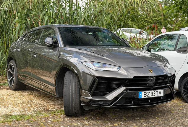 Lamborghini Urus S