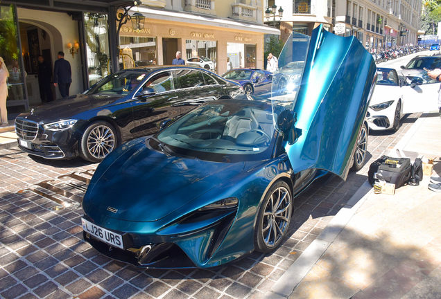 McLaren Artura Spider