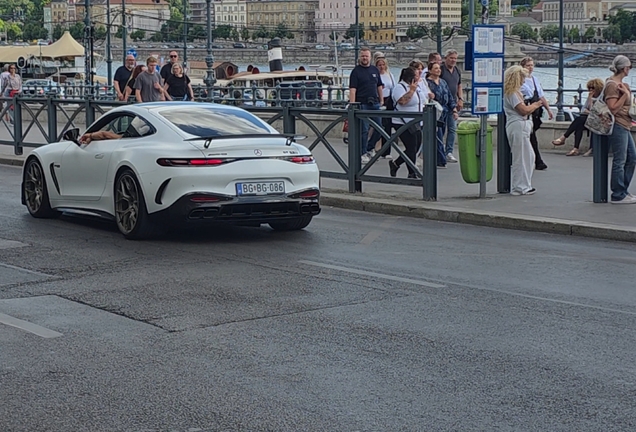 Mercedes-AMG GT 63 Pro C192