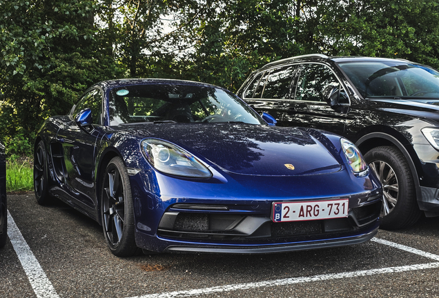 Porsche 718 Cayman GTS 4.0