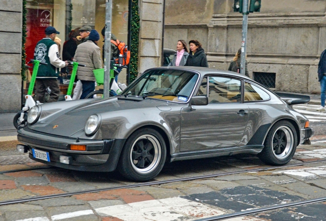 Porsche 930 Turbo