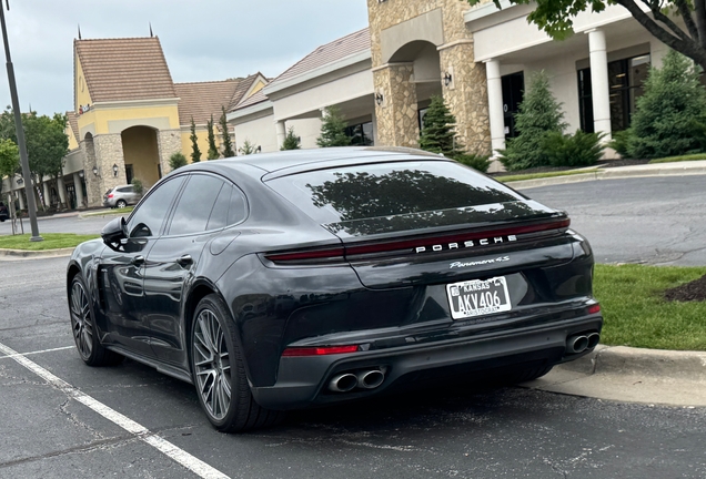 Porsche 972 Panamera 4S E-Hybrid