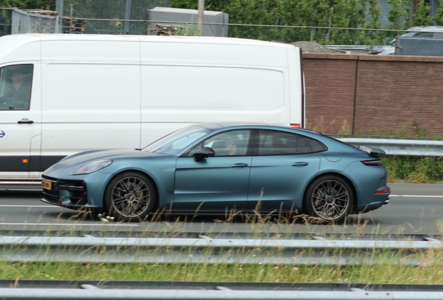 Porsche 972 Panamera Turbo E-Hybrid