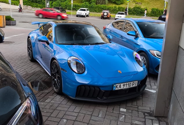 Porsche 992 Carrera 4 GTS MkII
