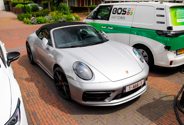 Porsche 992 Carrera 4S Cabriolet MkI