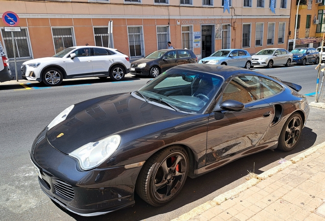 Porsche 996 Turbo