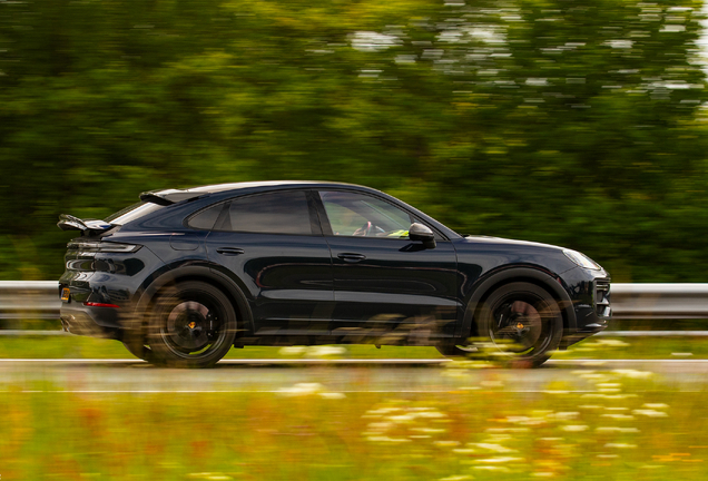 Porsche Cayenne Coupé Turbo E-Hybrid