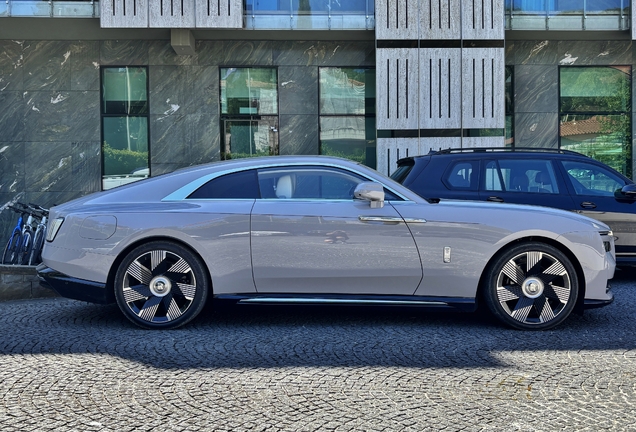 Rolls-Royce Spectre