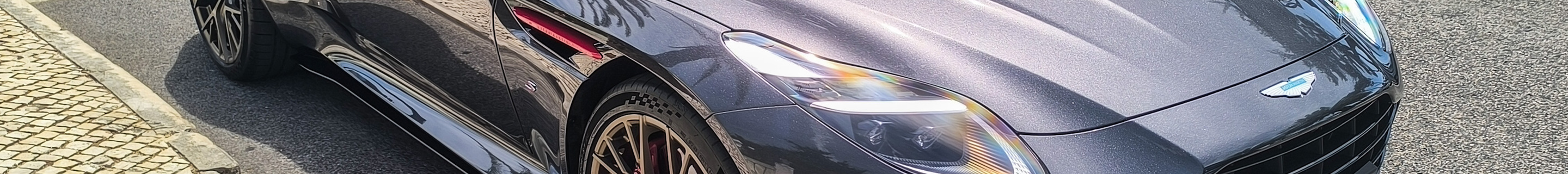 Aston Martin DB12 S Volante