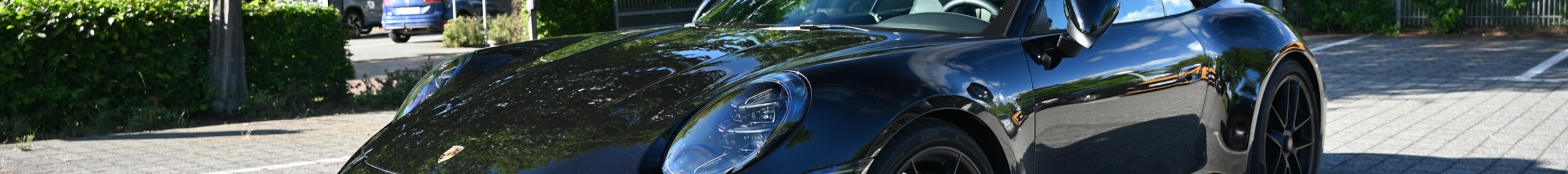 Porsche 992 Carrera 4 GTS Cabriolet MkII