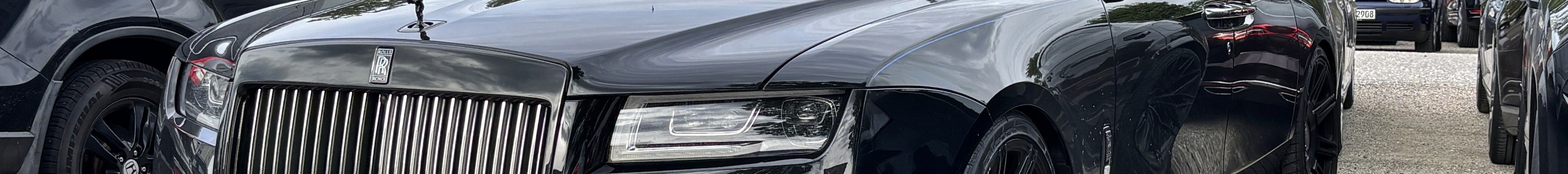 Rolls-Royce Ghost Black Badge 2021