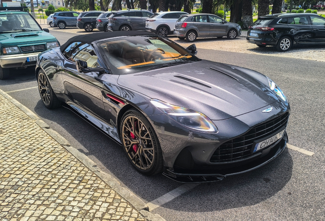 Aston Martin DB12 S Volante