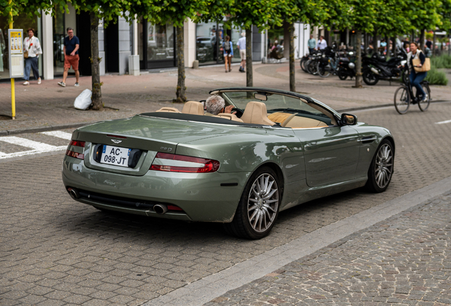 Aston Martin DB9 Volante
