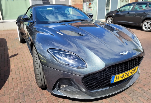 Aston Martin DBS Superleggera Volante