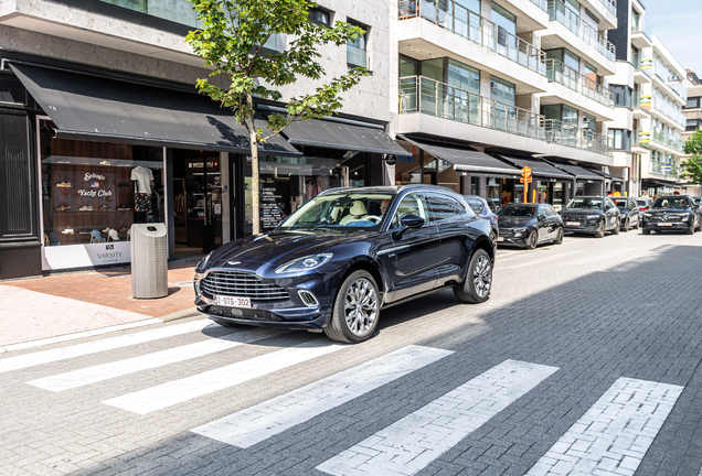 Aston Martin DBX