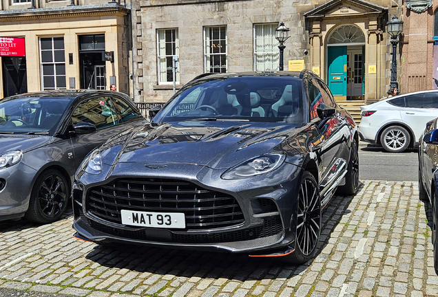 Aston Martin DBX707