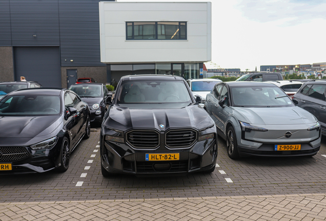 BMW XM G09