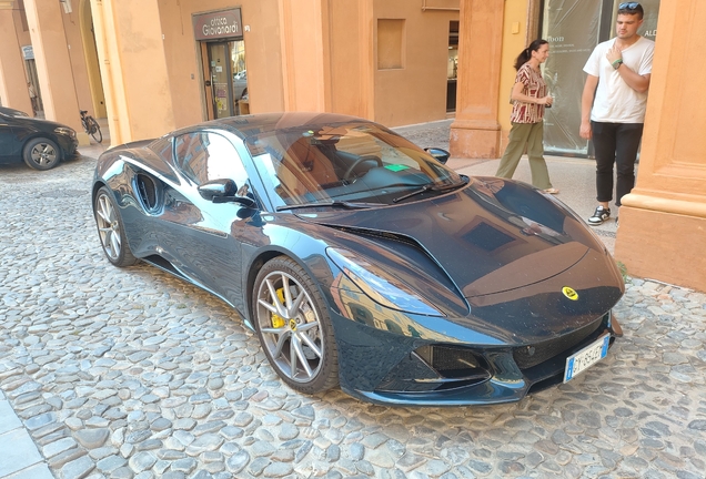 Lotus Emira