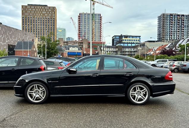 Mercedes-Benz E 55 AMG
