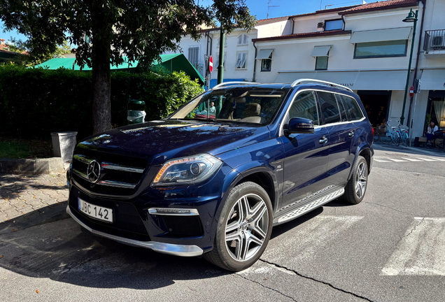 Mercedes-Benz GL 63 AMG X166
