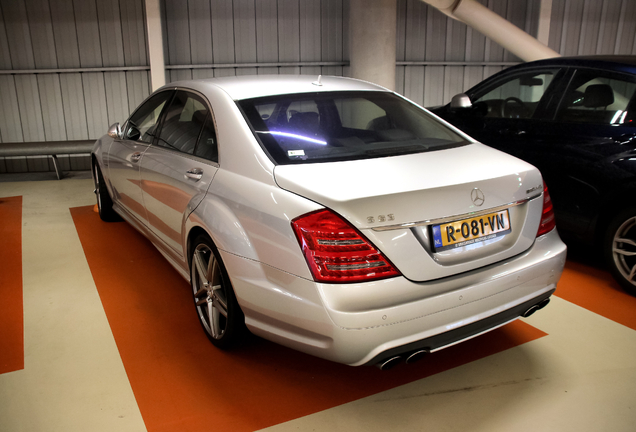 Mercedes-Benz S 63 AMG W221