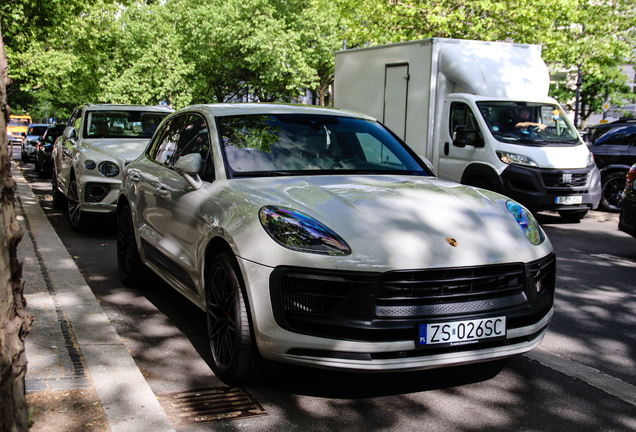 Porsche 95B Macan GTS MkIII
