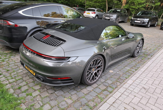 Porsche 992 Carrera 4S Cabriolet MkI