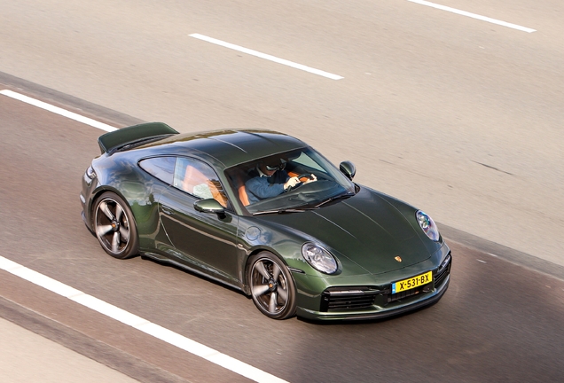 Porsche 992 Sport Classic